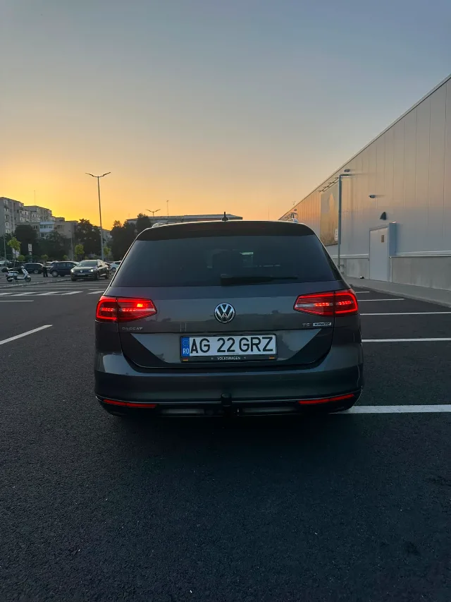 VW Passat 1.4 TSI DSG Confortline – fotografia 4 din 8