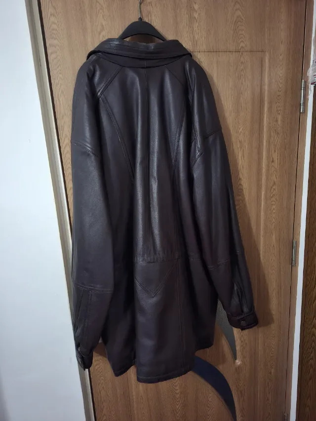 Haina scurta din piele, mar.xxxl, maro, noua. – fotografia 2 din 2