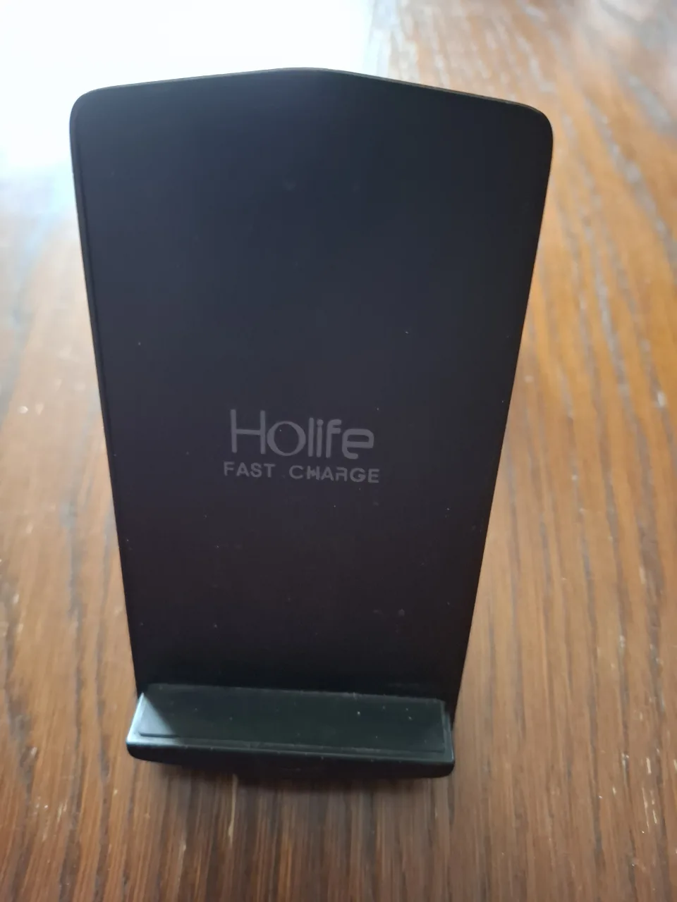 Incarcator vireless si suport vertical de telefon, stare buna de functionare. – Roman, Neamț