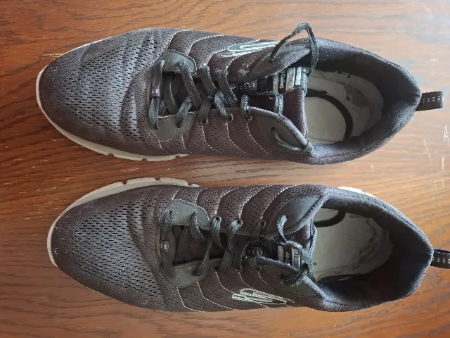 Adidas skechers , mar.47, stare foarte buna, ptr. alergare sau ssla. – fotografia 2 din 4