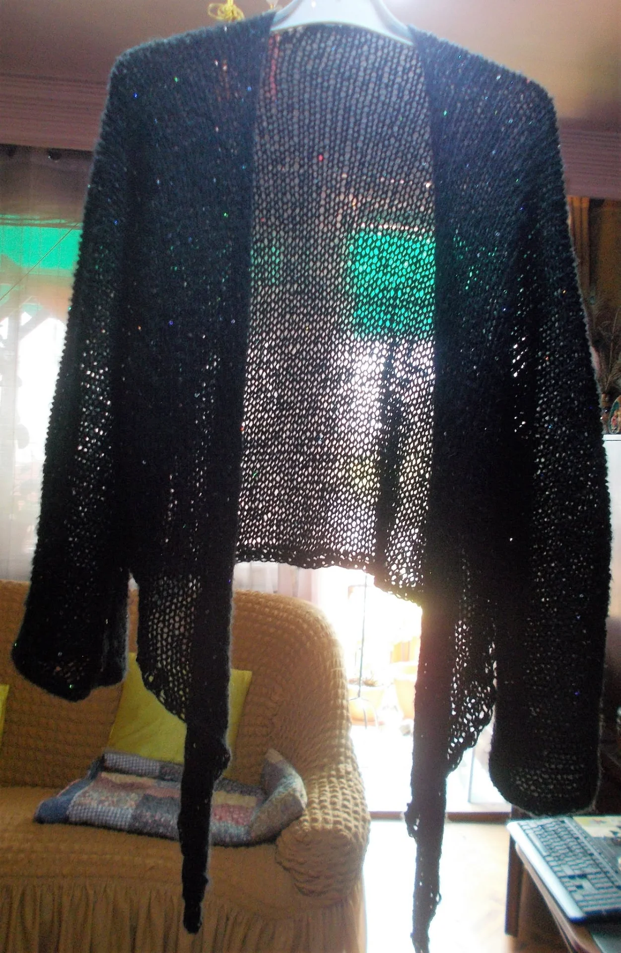 Cardigan mohair negru cu paiete mici - handmade - fara inchidere - masura XL – Curtea de Arges, Argeș