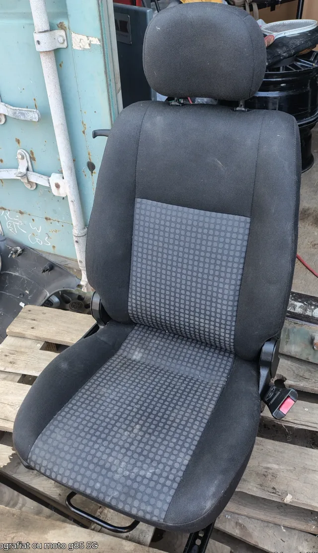 Scaun dreapta fata Opel Zafira (1998-2005 ) – Joita, Giurgiu