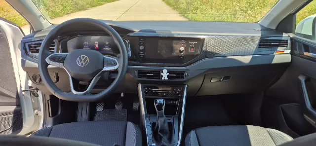 VW Taigo, 2025, proprietar – fotografia 4 din 7