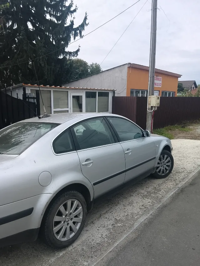 Vând casă în Ialomita – fotografia 4 din 8