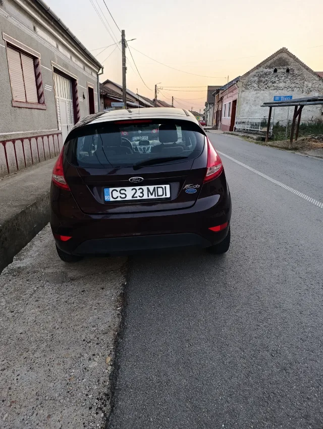 Ford Fiesta Titanium 1.25 Benzina | 2011 | 102.272 km reali | 2.500 € – fotografia 2 din 4