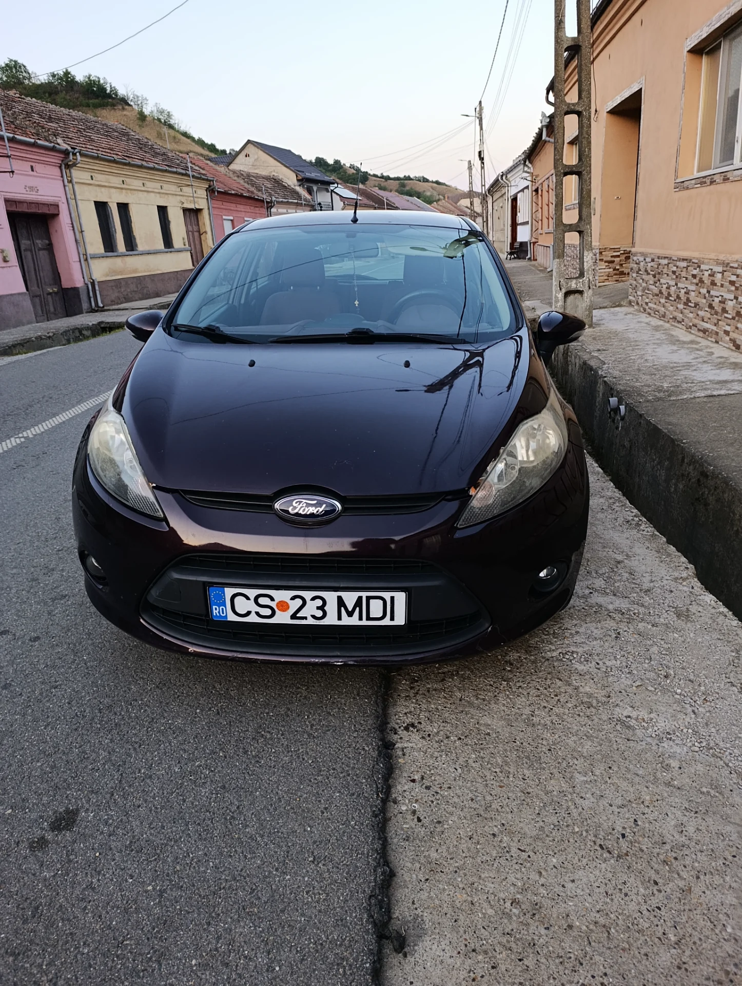 Ford Fiesta Titanium 1.25 Benzina | 2011 | 102.272 km reali | 2.500 € – Divici, Caraș-Severin