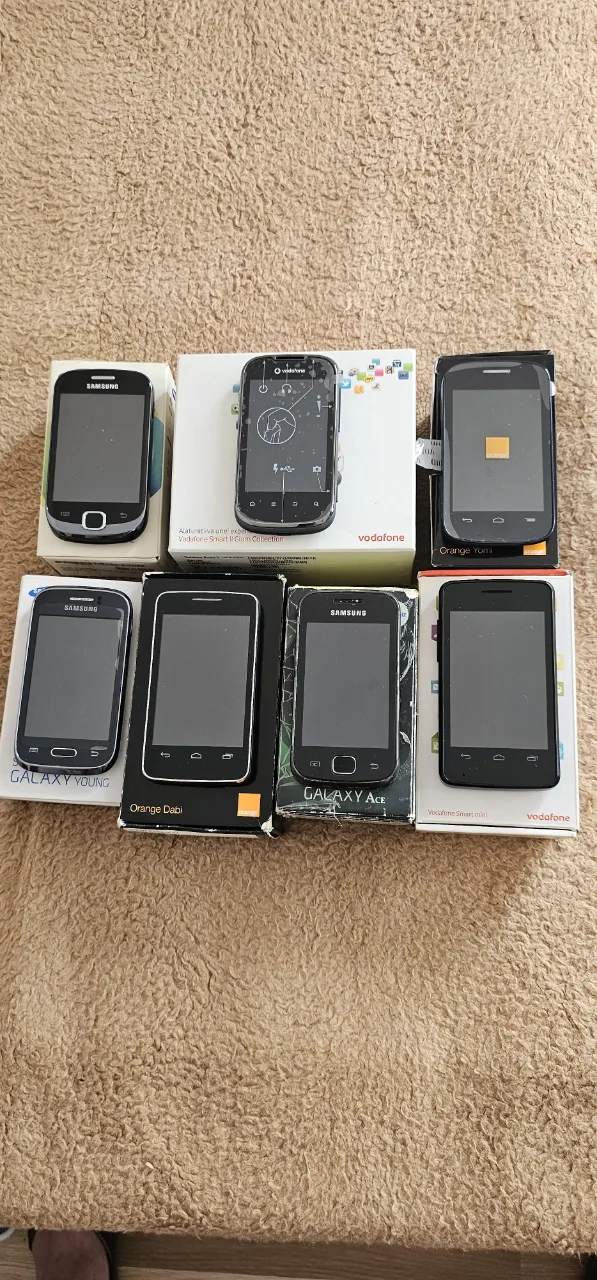 Lot de 7 telefoane vintage impecabile. 2 sunt noi cu foliile pe ele – Vatra Dornei, Suceava