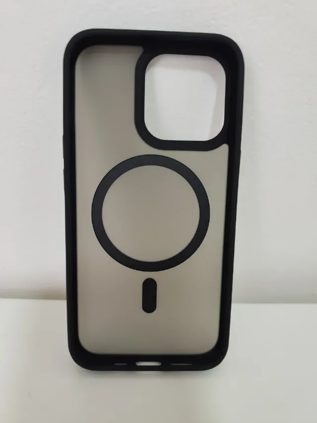 Huse Premium iPhone de la 13 la 17 – elago & Miracase | Noi & Originale orice husa 50 de lei – fotografia 4 din 8