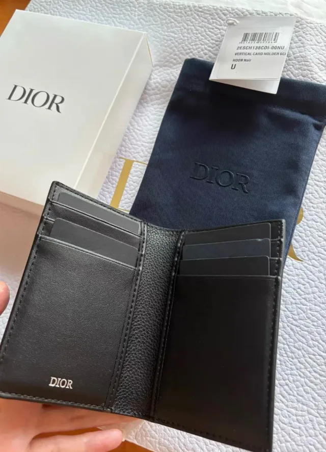 Carcasa card Dior cu saculet și cutie Dior – fotografia 3 din 3