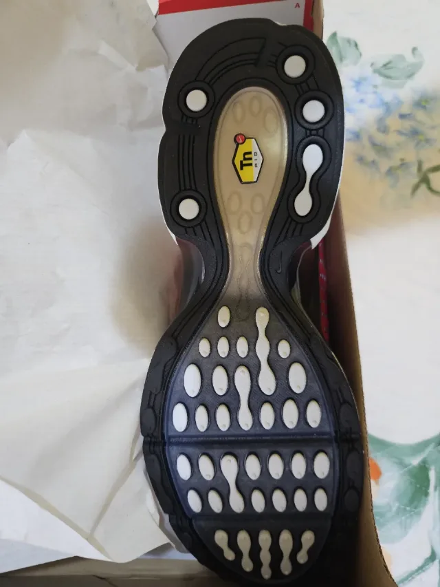 nike airmaz plus 7 – fotografia 5 din 5