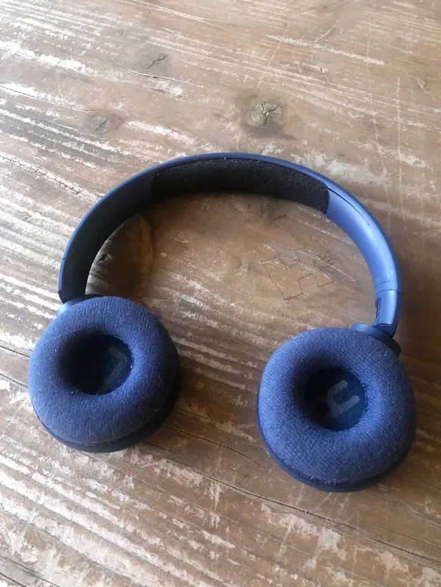 Căști audio JBL cu bluethoot – fotografia 2 din 6