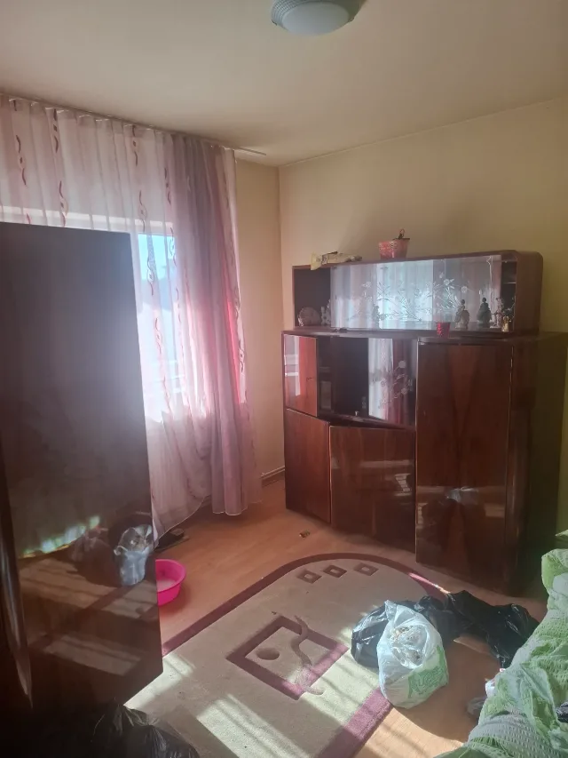 De vînzare apartament 3 camere – fotografia 4 din 8
