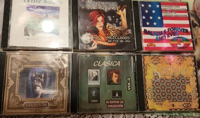 Casete & CD uri muzica – fotografia 5 din 7