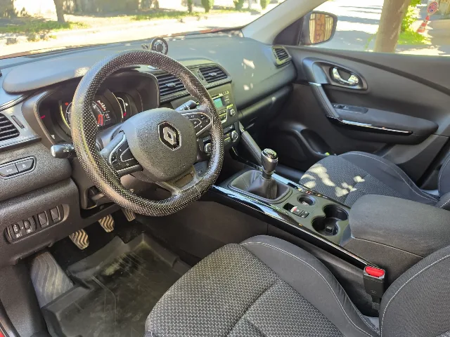 Renault Kadjar 1.2 TCe Life EURO 6 – fotografia 5 din 8