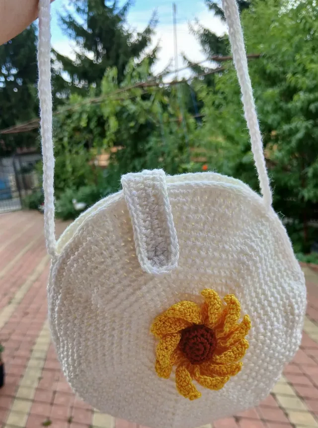 Gentuță handmade pentru domnisoare – fotografia 3 din 4