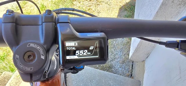 Bicicleta electrica full suspension – fotografia 8 din 8