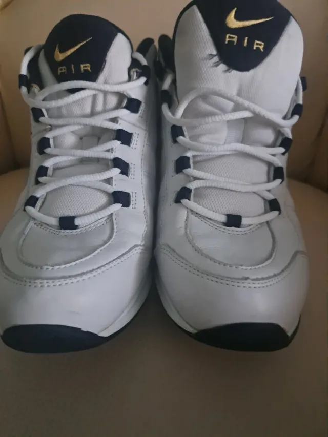 Adidasi Nike Air din piele nr 38 – fotografia 7 din 8