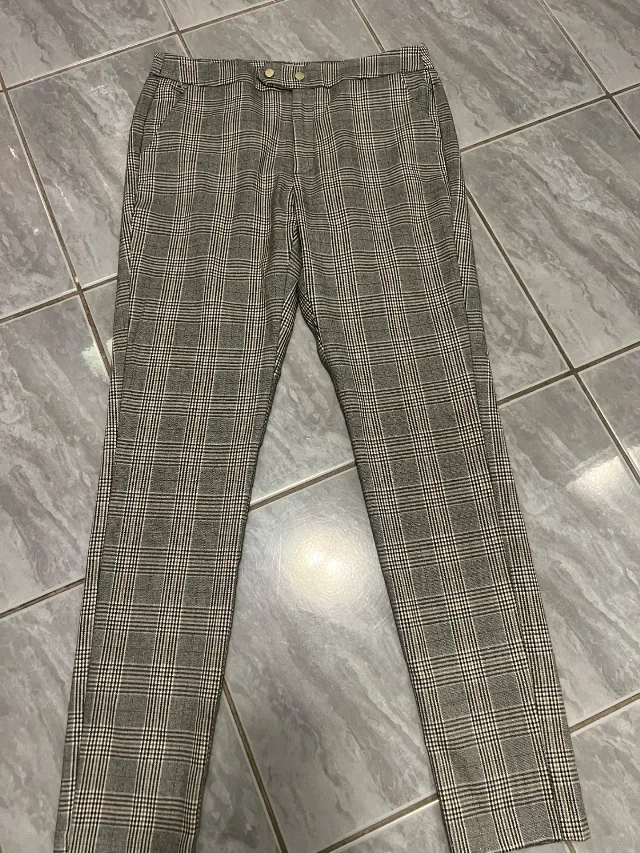 Pantaloni dama evazati – fotografia 7 din 8