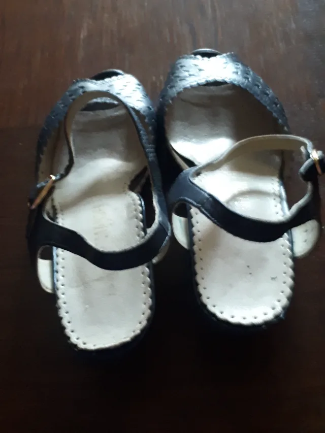 Sandale bleumarin  din piele naturală   cu toc de 5 cm  t – fotografia 2 din 5