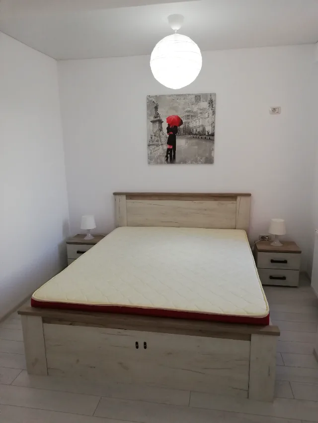 Proprietar inchiriez garsoniera decomandata in Militari Residence – fotografia 3 din 8