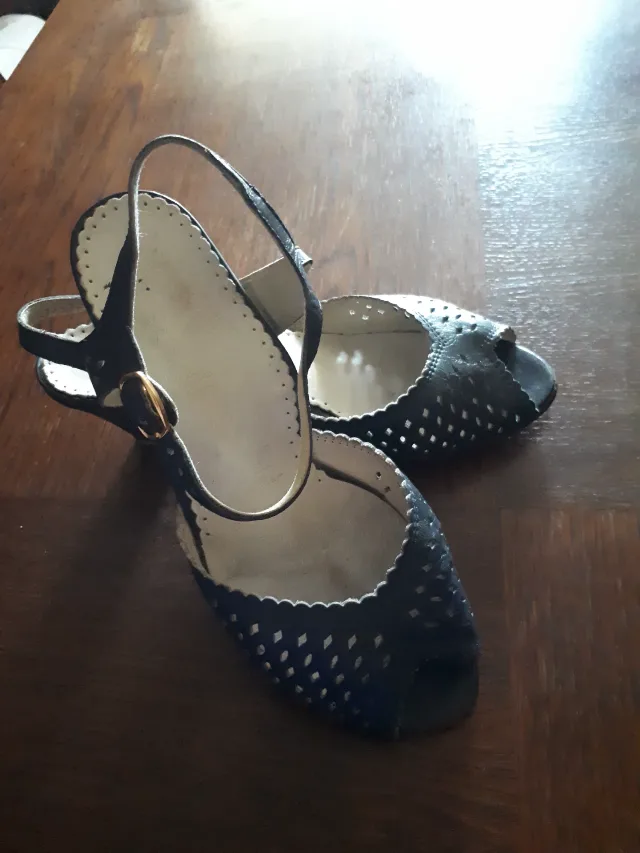 Sandale bleumarin  din piele naturală   cu toc de 5 cm  t – fotografia 5 din 5