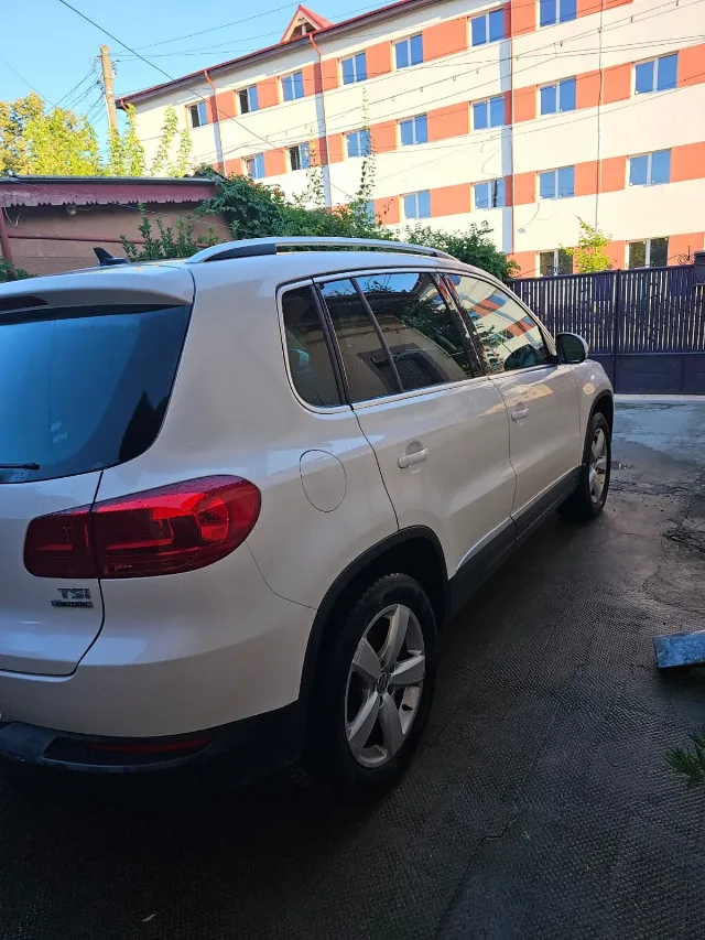 Volkswagen Tiguan – fotografia 6 din 8