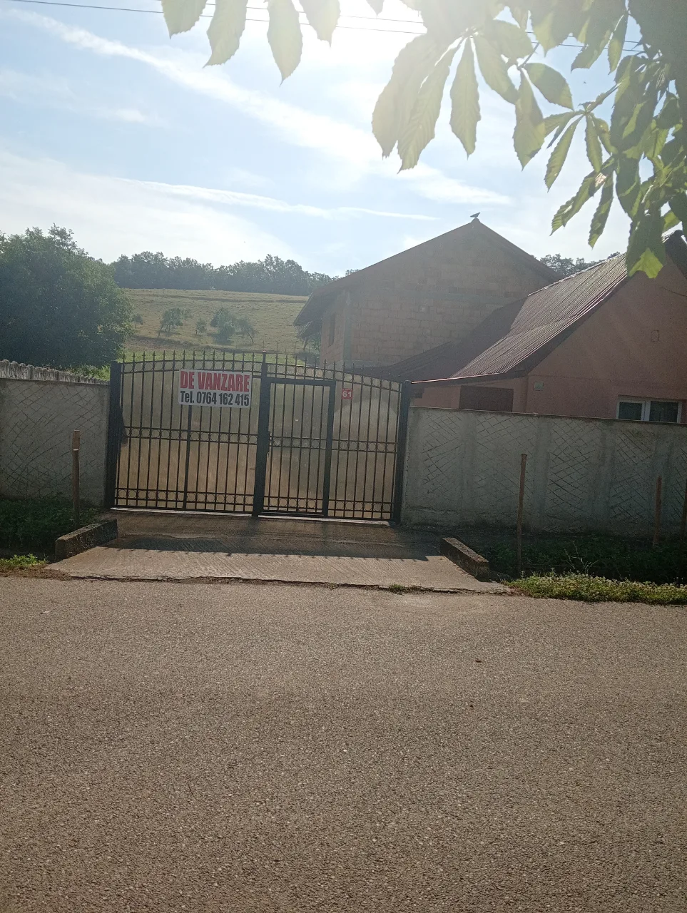 casă și grădină – fotografia 1 din 8