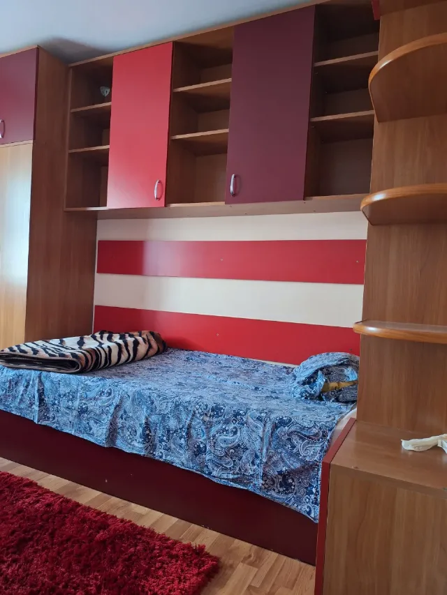 Apartament de vanzare 3 camere(69 mp) direct de la proprietar – fotografia 6 din 7