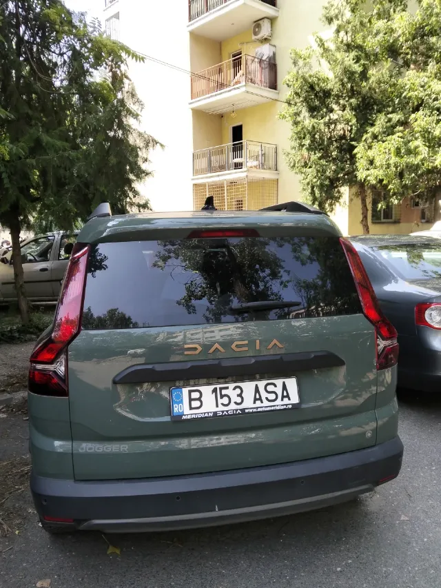 Dacia Jogger Extreme Plus | 7 Locuri | ECO-G (Benzină + GPL) | 23.000 km | Garanție – fotografia 3 din 5