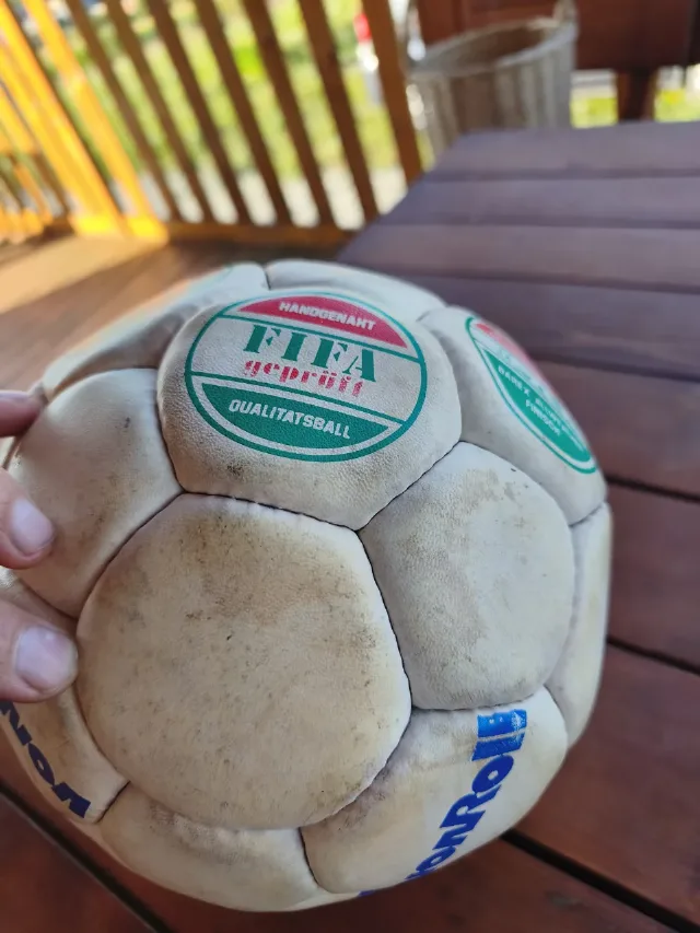 Minge Fotbal Vintage „FIFA geprüft” (Cusută Manual / De Colecție / Decor) – fotografia 8 din 8