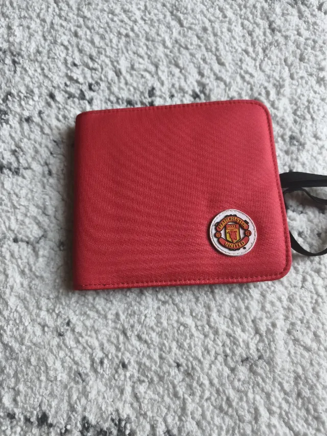Portofel Manchester United – Produs Oficial, Stare Excelentă – fotografia 1 din 7
