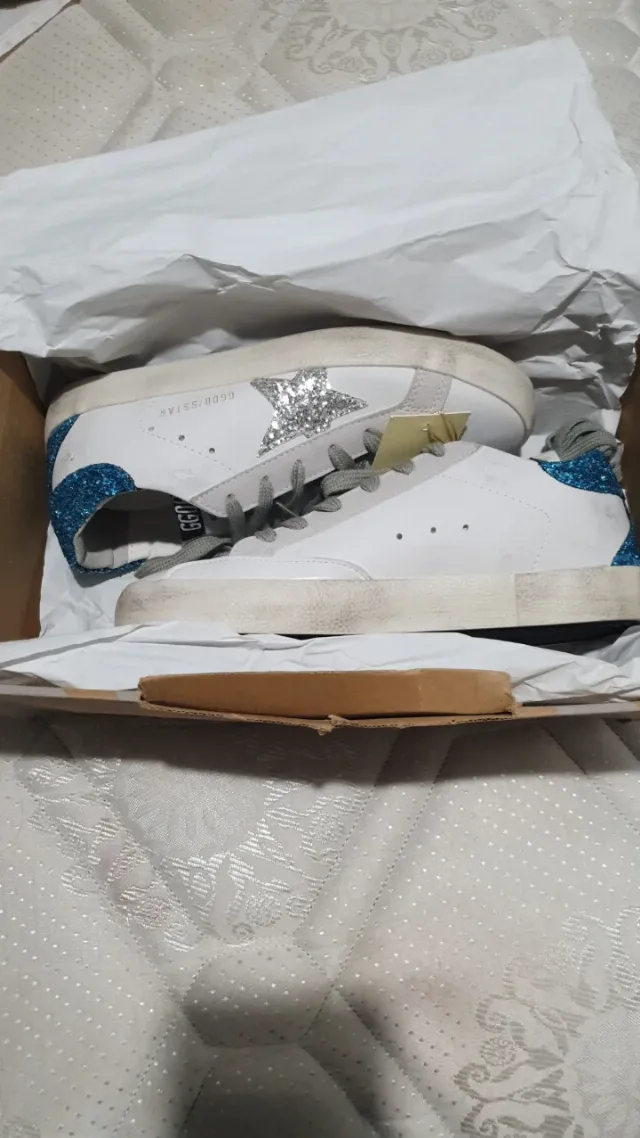 Adidași damă Golden goose nr  38 noi in cutie săculeț si pașaport q-uar – Sector 1, București