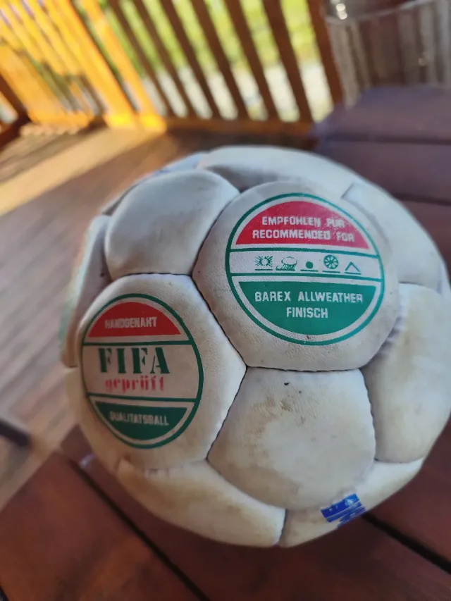 Minge Fotbal Vintage „FIFA geprüft” (Cusută Manual / De Colecție / Decor) – fotografia 2 din 8