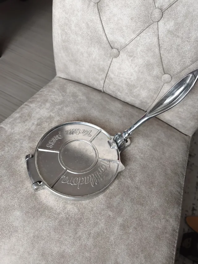 Presă Tortilla din Aluminiu (Tortilladora) – Model Tradițional, – fotografia 2 din 7