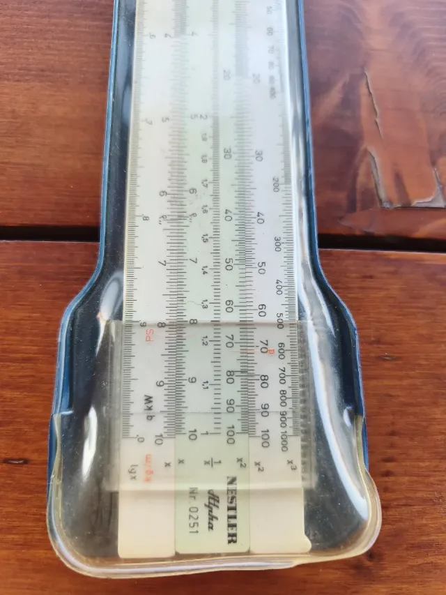 Riglă de calcul vintage Nestler Alpha No. 0251 – Cu etui original, stare excelentă – fotografia 2 din 7
