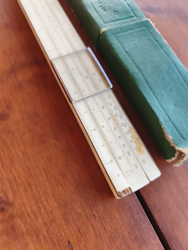 Rigla Calcul Vintage FABER-CASTELL (Ediție Tehnică Inginerie Civilă / Beton Armat) – Cu Toc Original – fotografia 2 din 8