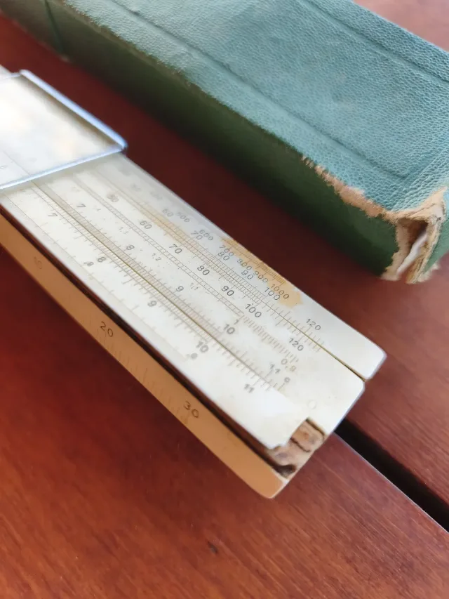 Rigla Calcul Vintage FABER-CASTELL (Ediție Tehnică Inginerie Civilă / Beton Armat) – Cu Toc Original – fotografia 3 din 8