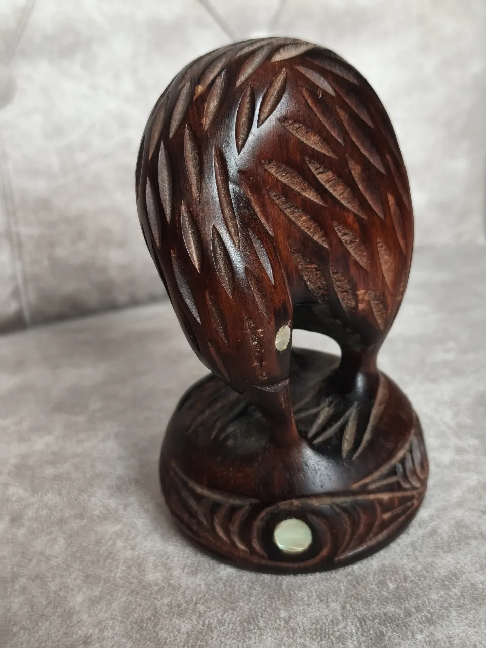 Statuetă vintage pasăre Kiwi – Sculptură manuală lemn și sidef Pāua Noua Zeelandă – Bistrița-Năsăud, Bistrița-Năsăud