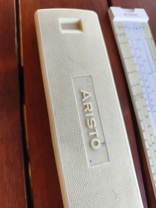 Riglă de calcul vintage ARISTO Scholar 0903 LL (Made in Germany) + Toc original – fotografia 2 din 8