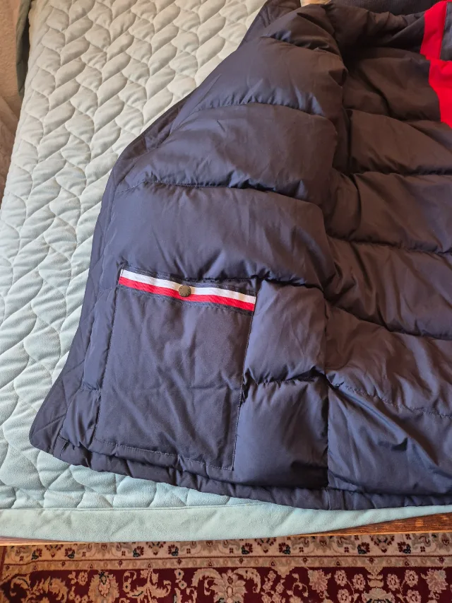 Scurta cu puf Tommy Hilfiger marimea 3xl cu puf – fotografia 6 din 7