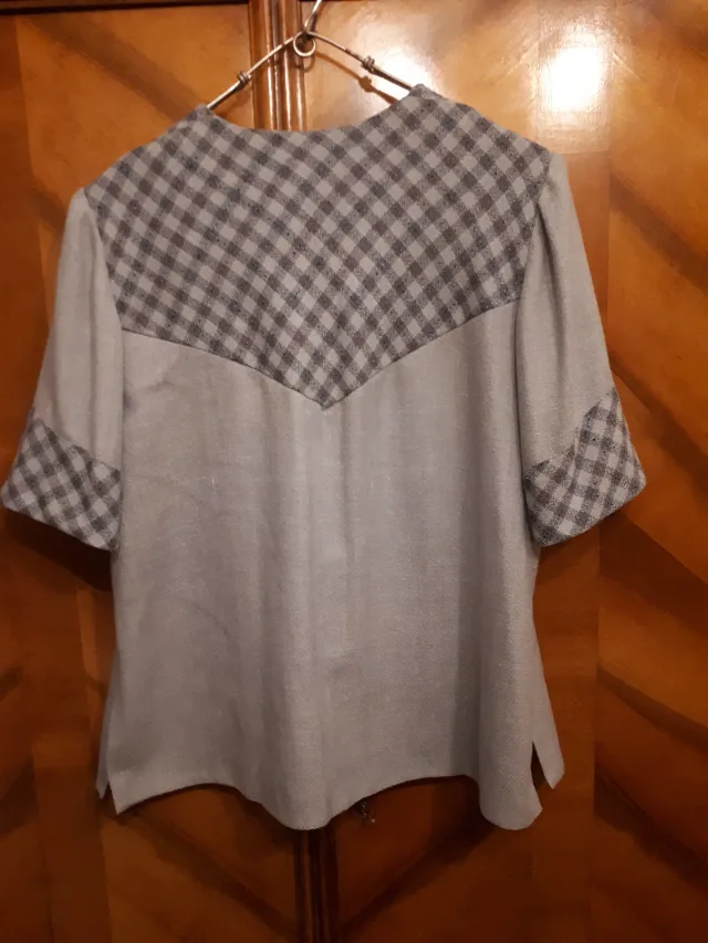 Bluză pentru femei confecționată din material textil mai gros potrivit pentru primăvară-toamnă – fotografia 2 din 2
