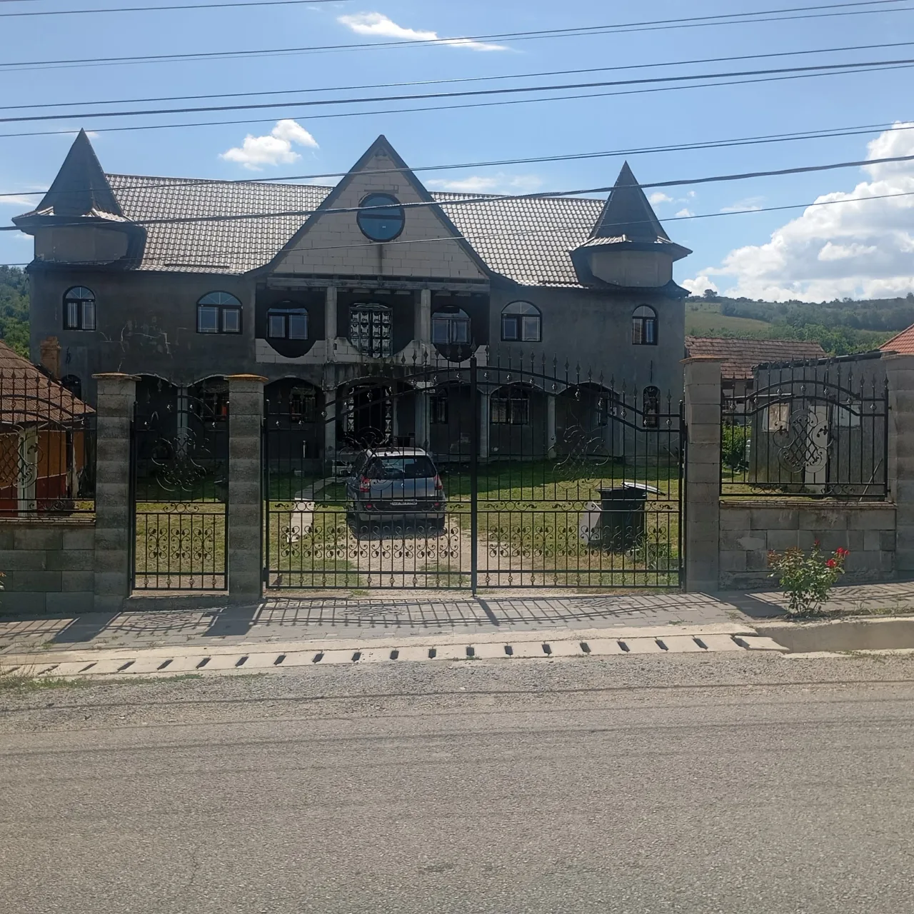 vând casă în comuna frata județul Cluj – Frata, Cluj