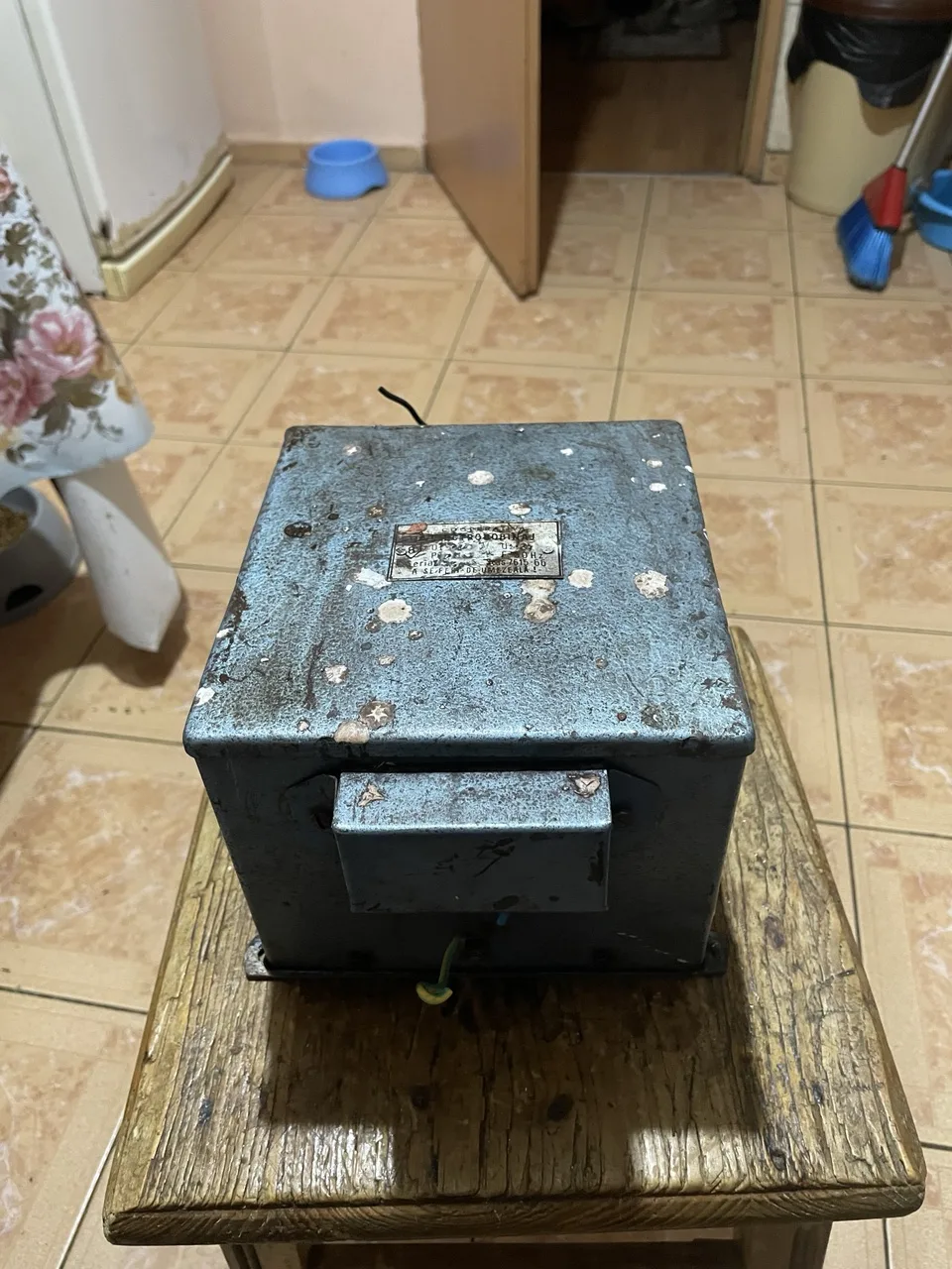 Transformator Electric (subsol) 24 V - 250 W – fotografia 1 din 5