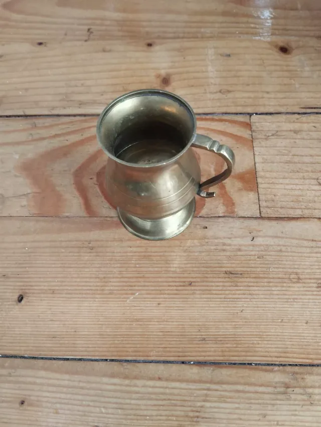 Vase vechi Alpaca – fotografia 7 din 7