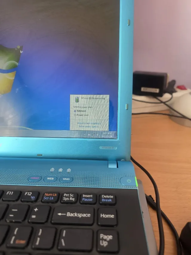 Laptop Sony Vaio model PCG-61221m – fotografia 2 din 5