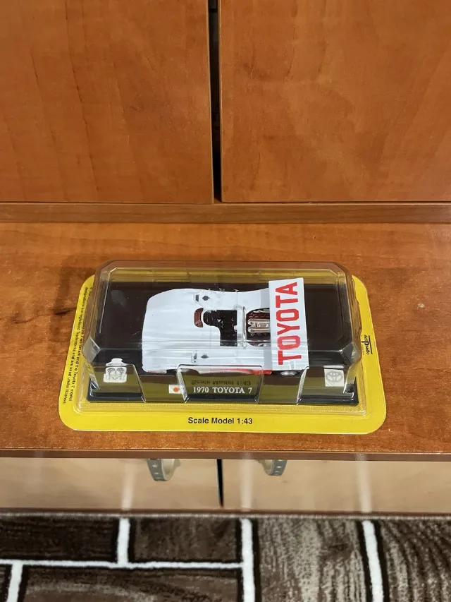 Machetă auto Toyota 7 (1970) - scara 1/43 – fotografia 4 din 7