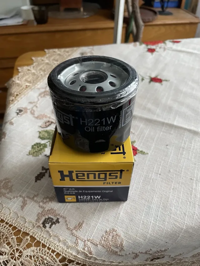 Filtru ulei HENGST H221W – Iasi, Iași