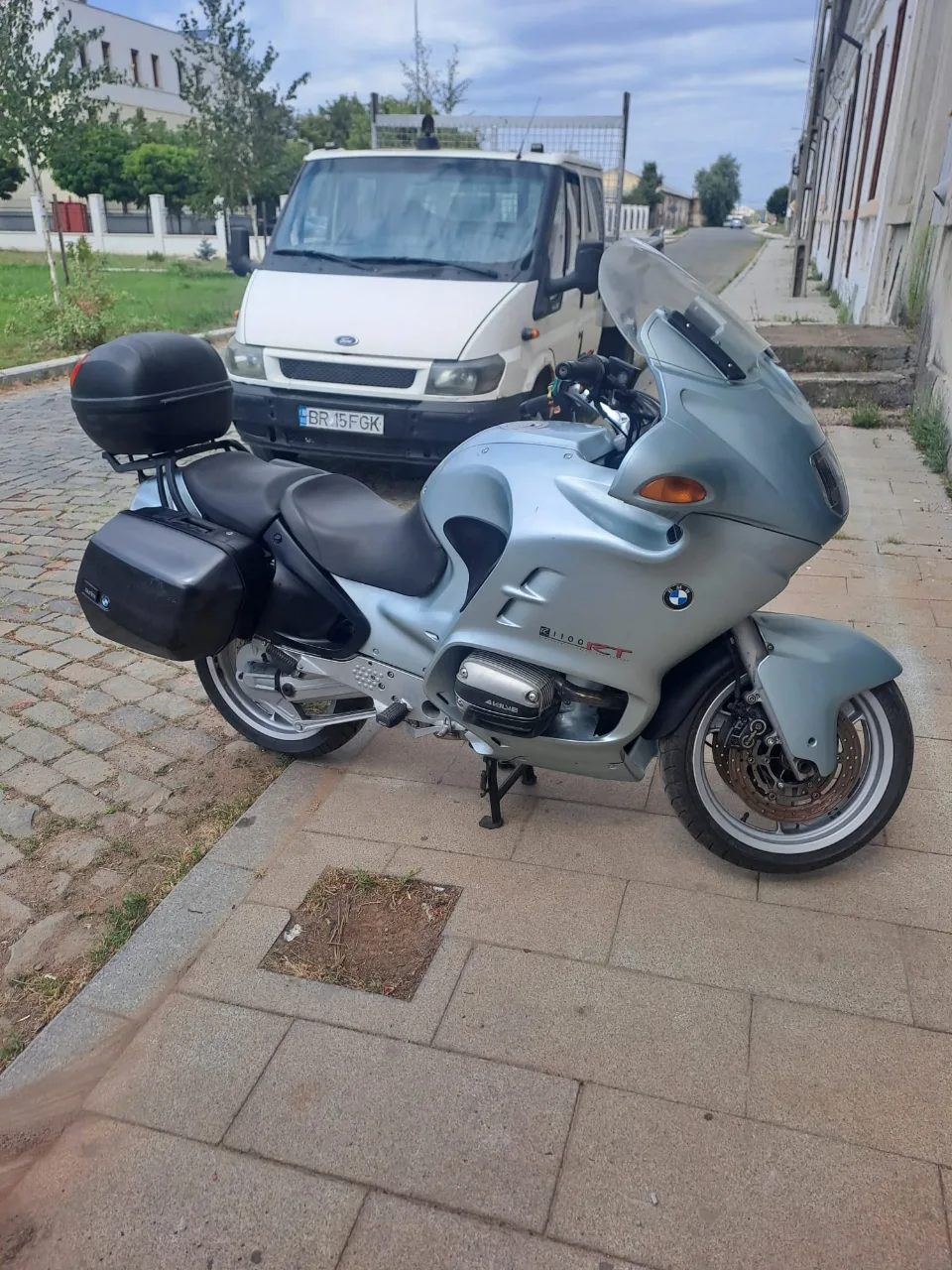 se vinde motocicleta bmw rf 1100rt – Baldovinesti, Brăila