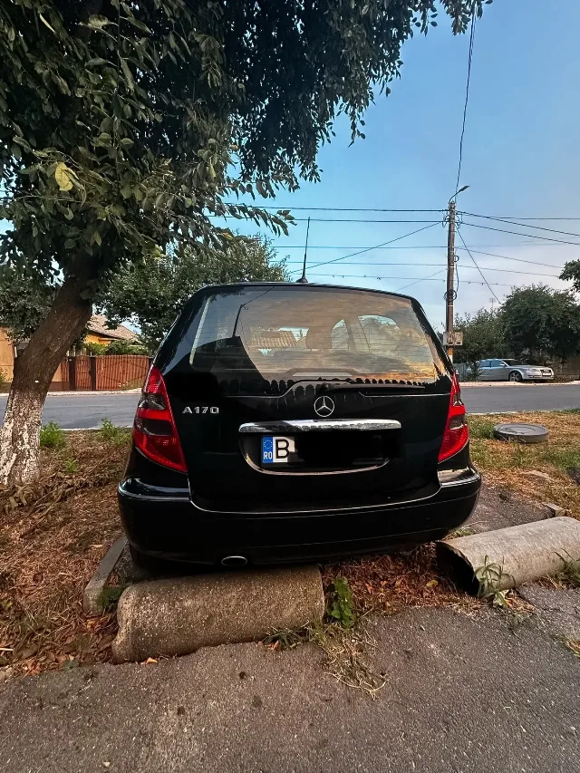 Mercedes Benz W169, A170, benzină, manuală, 2004 – fotografia 2 din 8