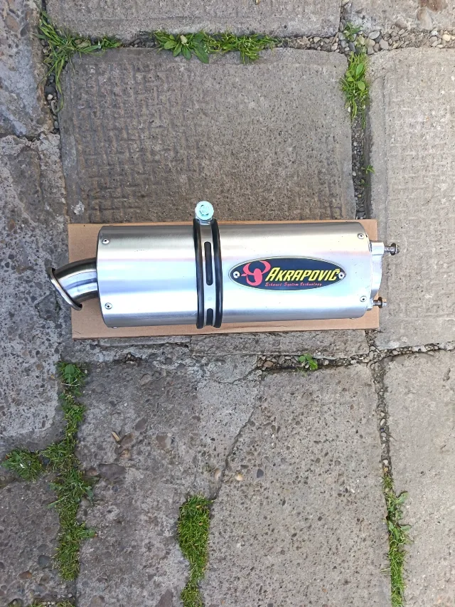 Toba SPORT AKRAPOVIC / suzuki 600 / 900 RF / gsxr 600 / 750 SRAD – fotografia 8 din 8
